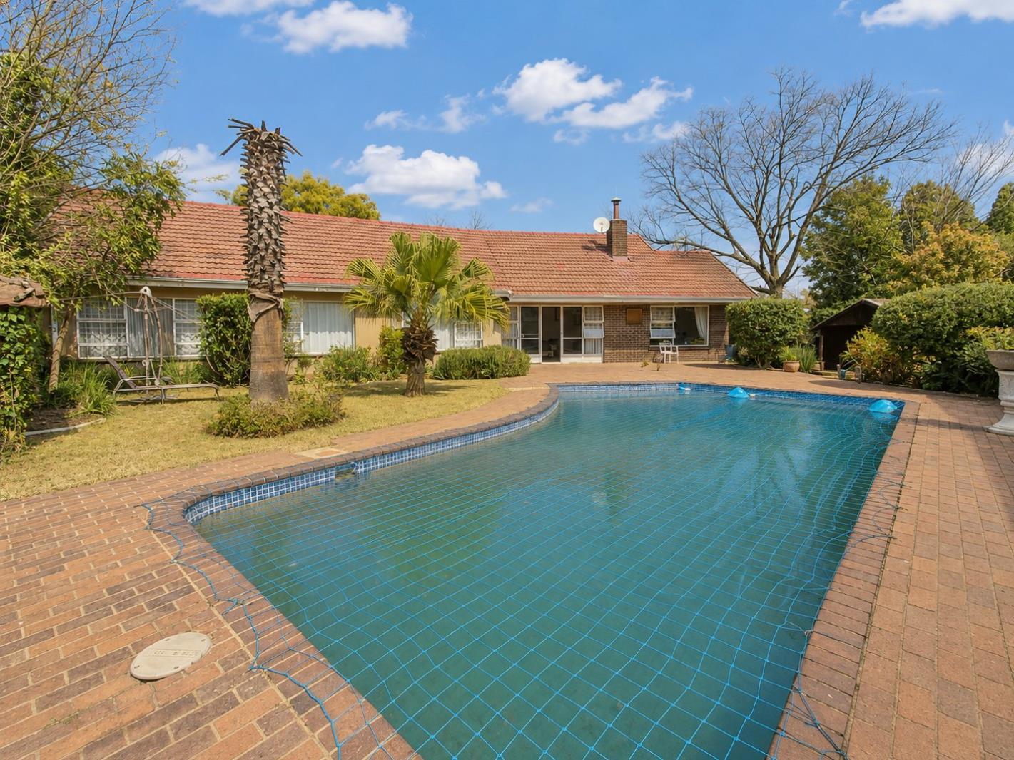 4 Bedroom House in Meadowbrook