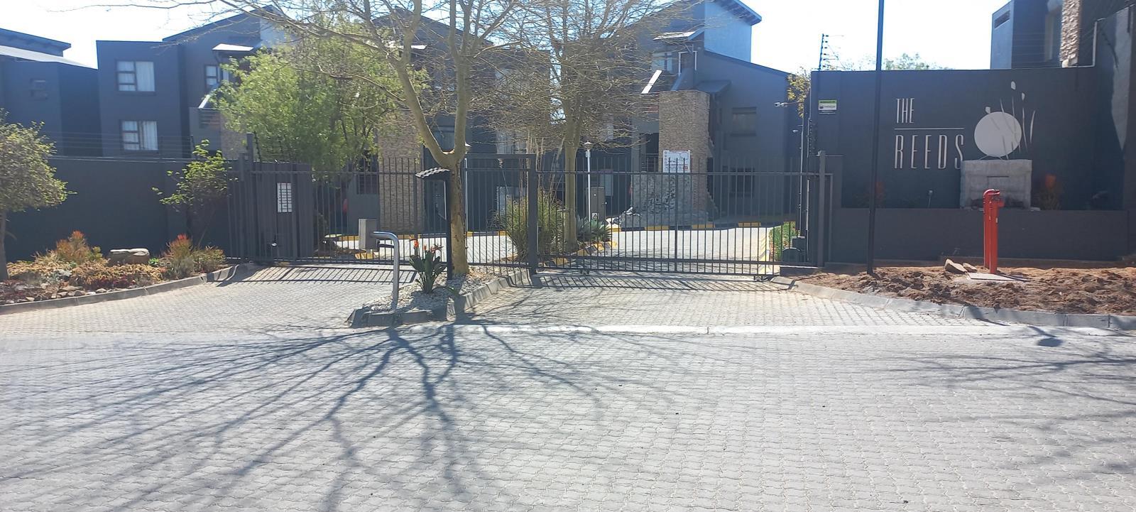 2 Bedroom Apartment in Greenstone Hill