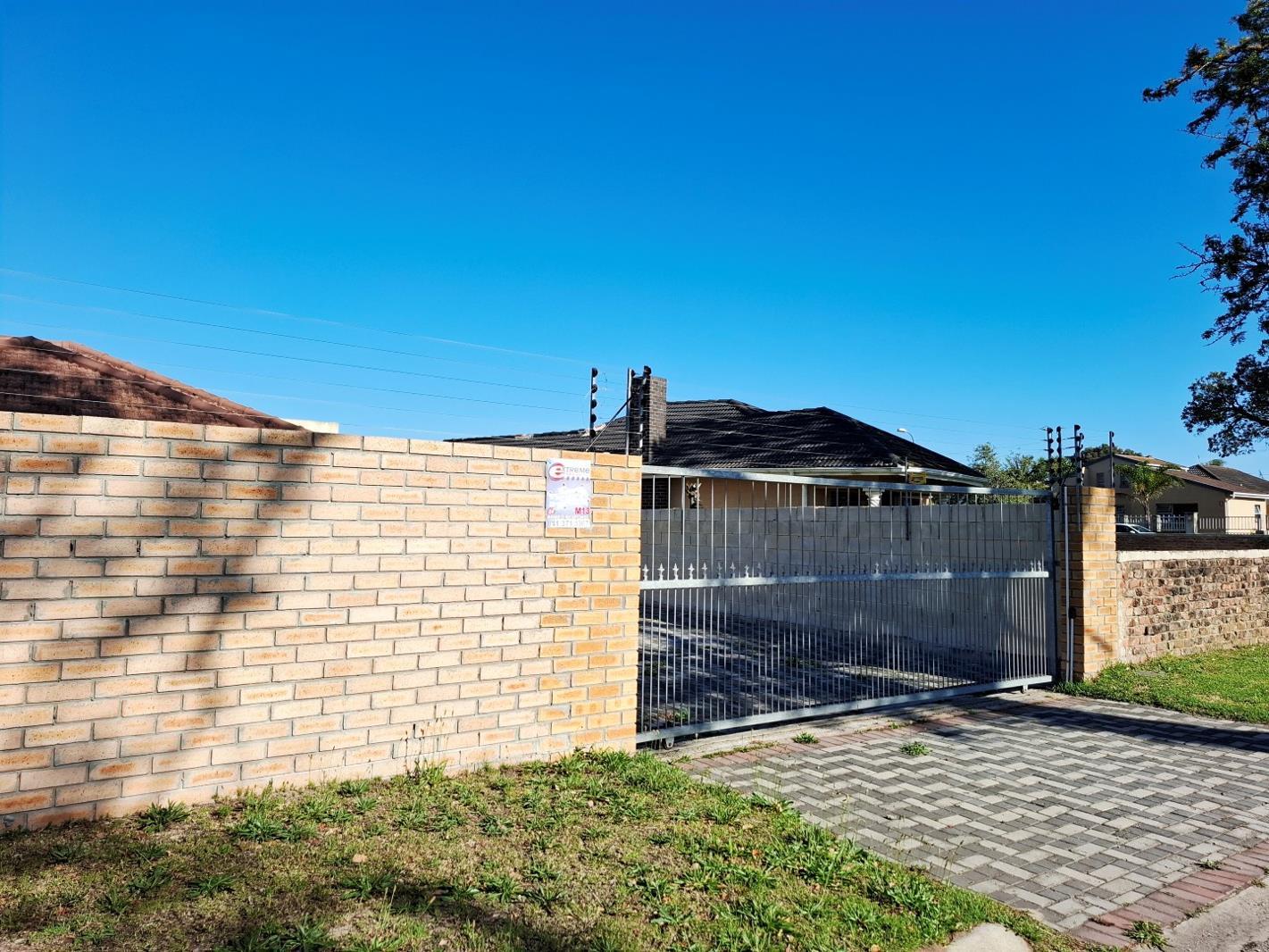 2 Bedroom Garden Cottage in Kabega
