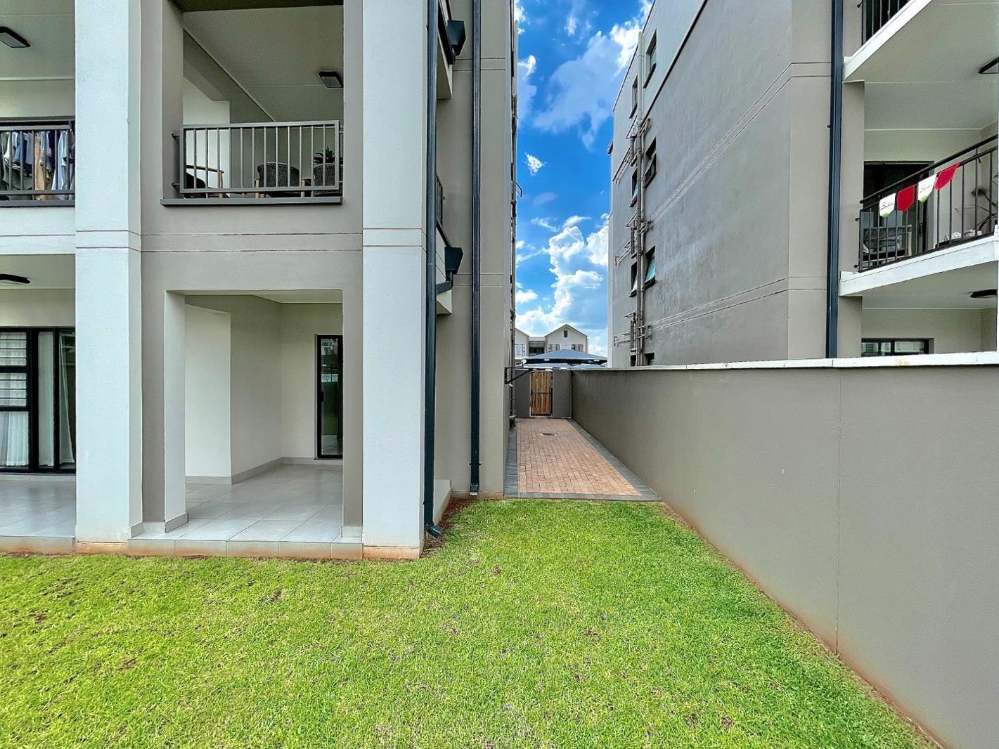 3 Bedroom Apartment in Halfway House