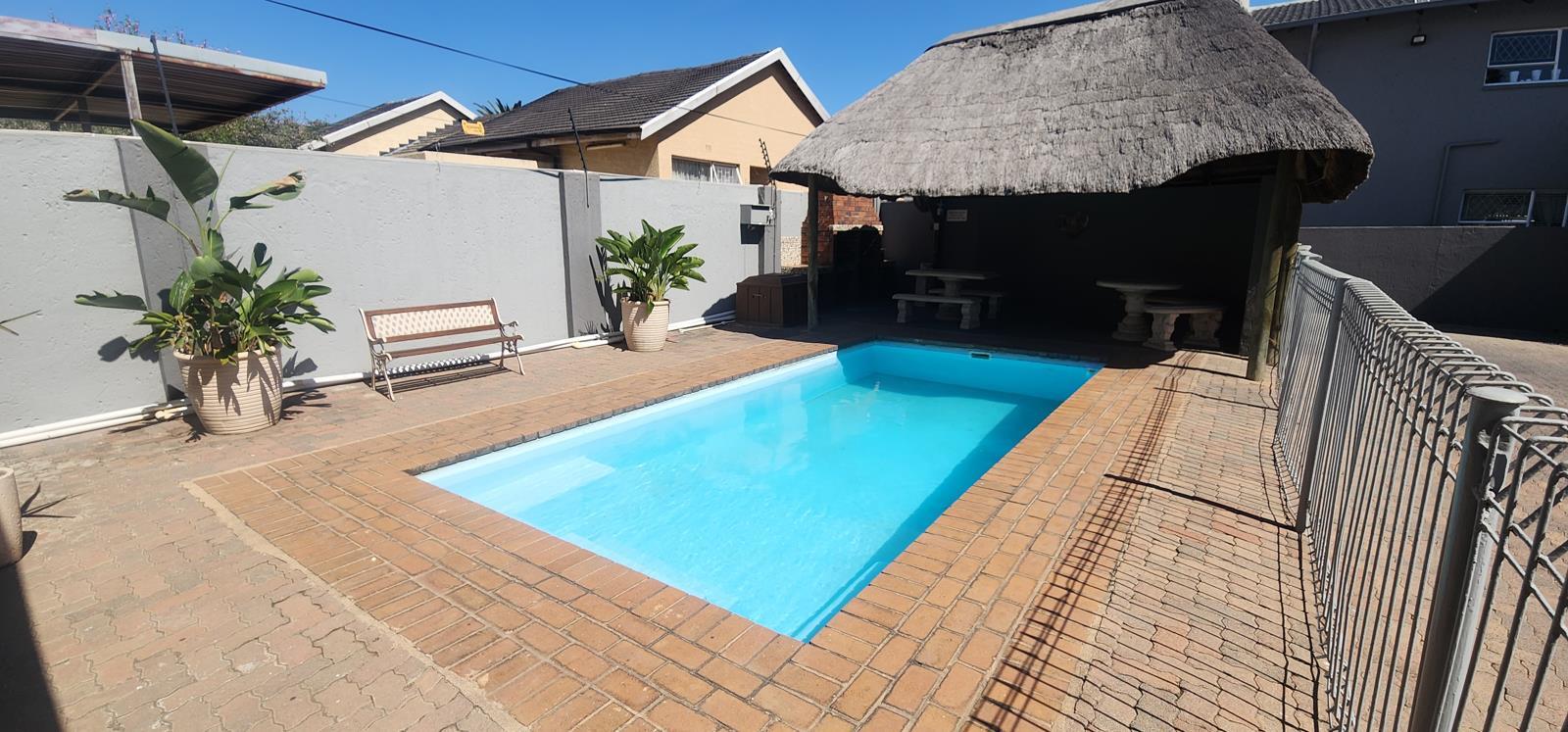 2 Bedroom Townhouse in Raceview
