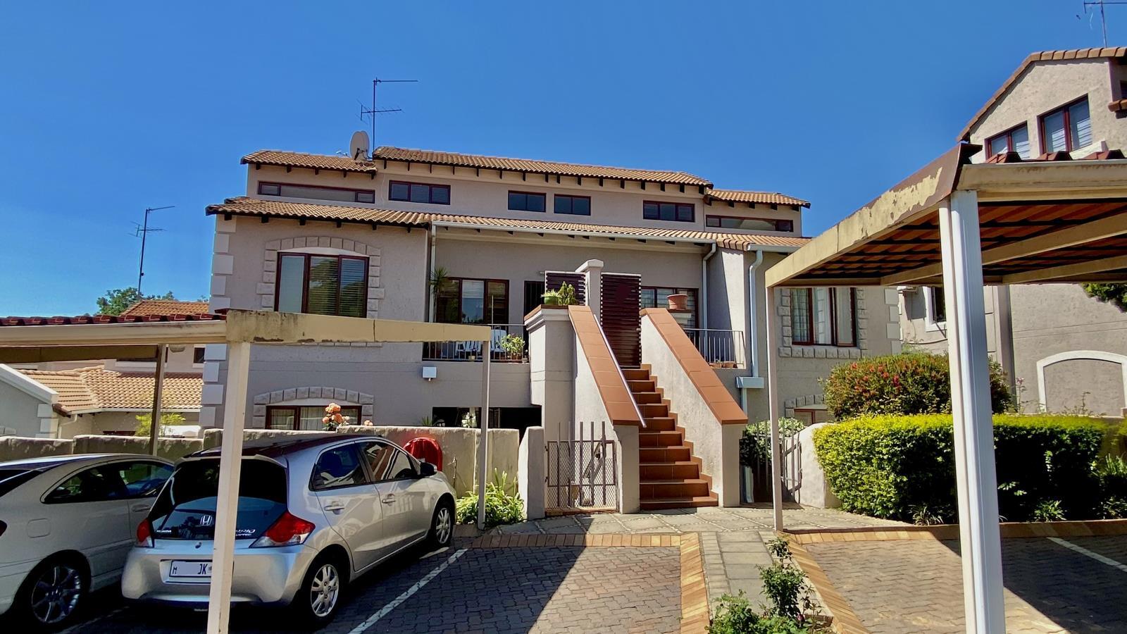 2 Bedroom Duplex in Sandringham