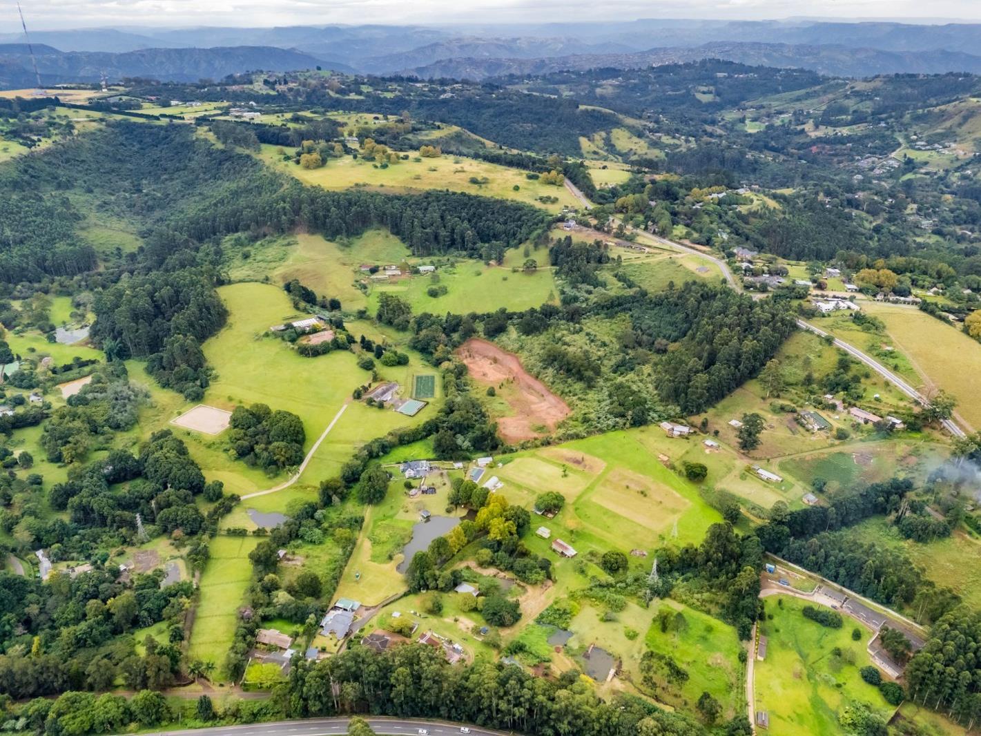 11.8 ha Land available in Assagay