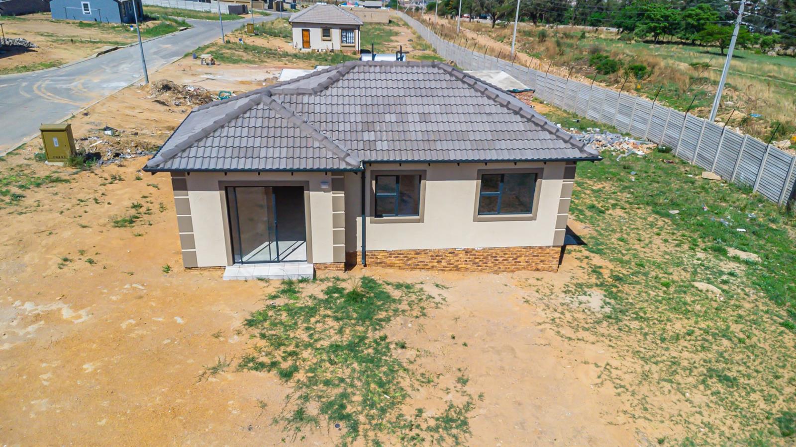 3 Bedroom House in Crystal Park