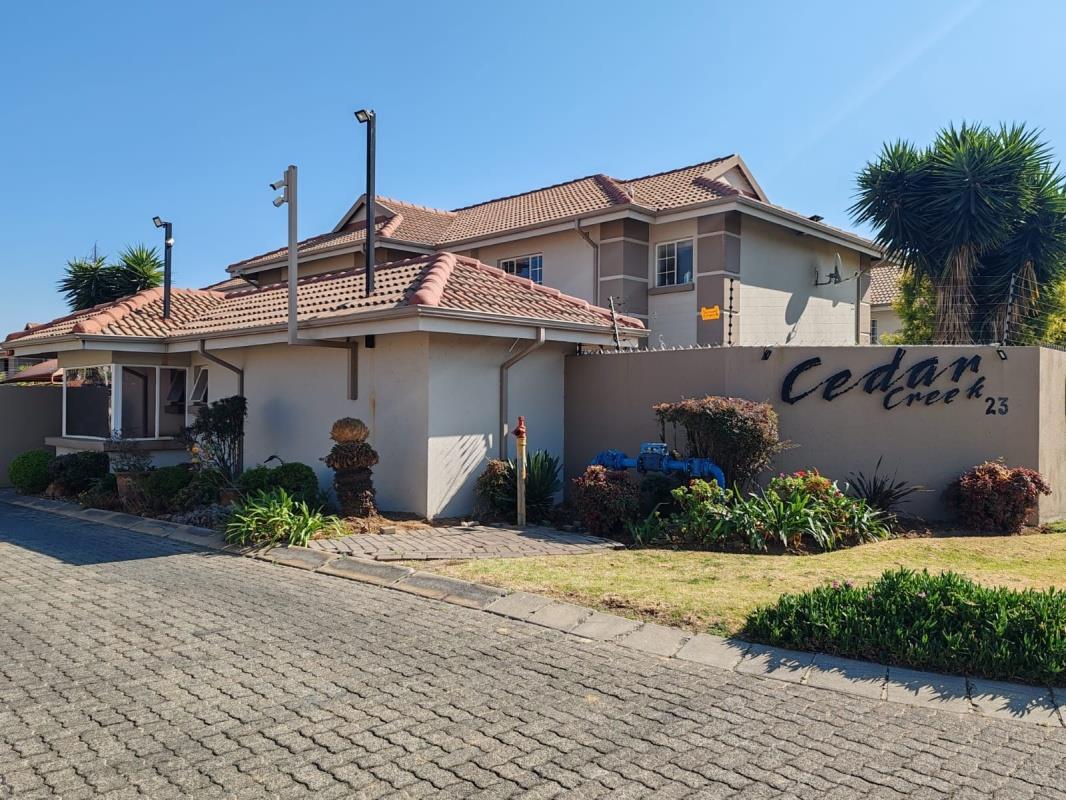 2 Bedroom Townhouse in Brentwood Park
