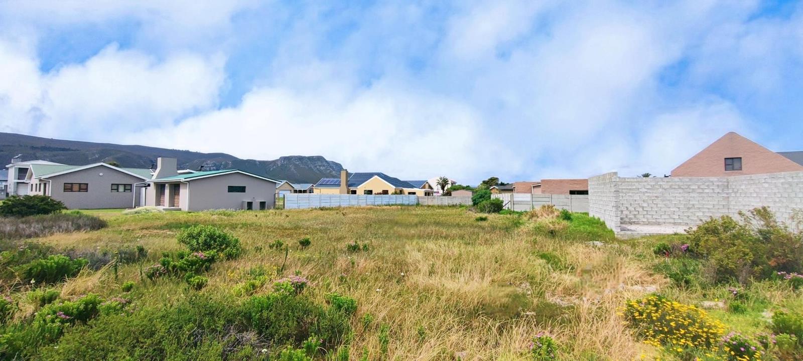 1 021 m² Land available in Franskraal