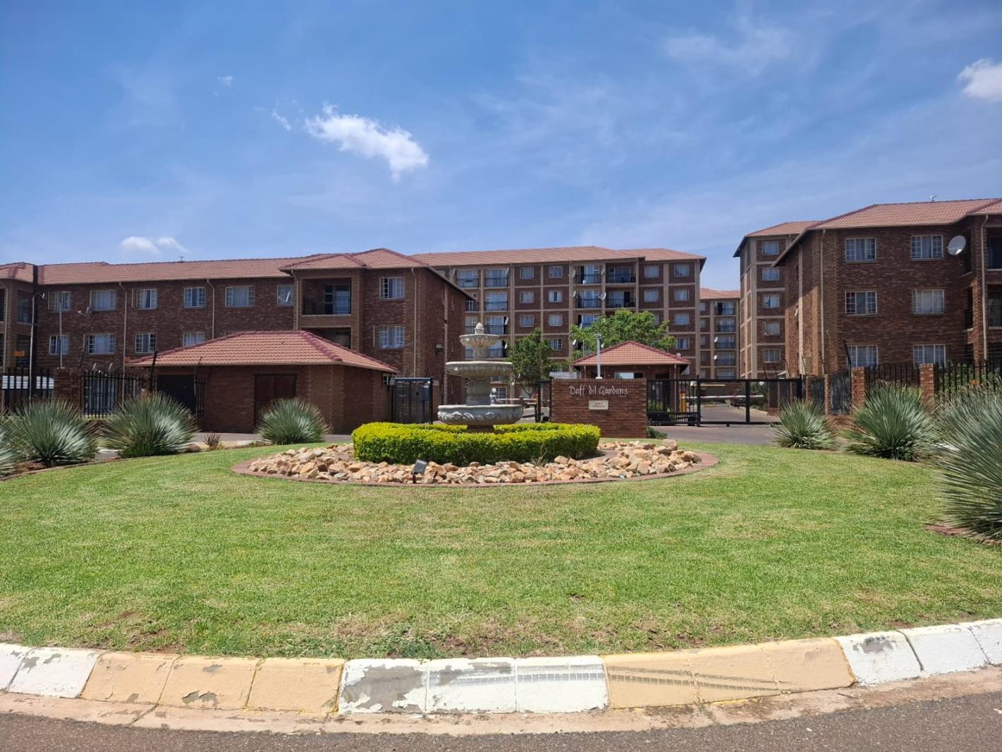 2 Bedroom Apartment in Karenpark