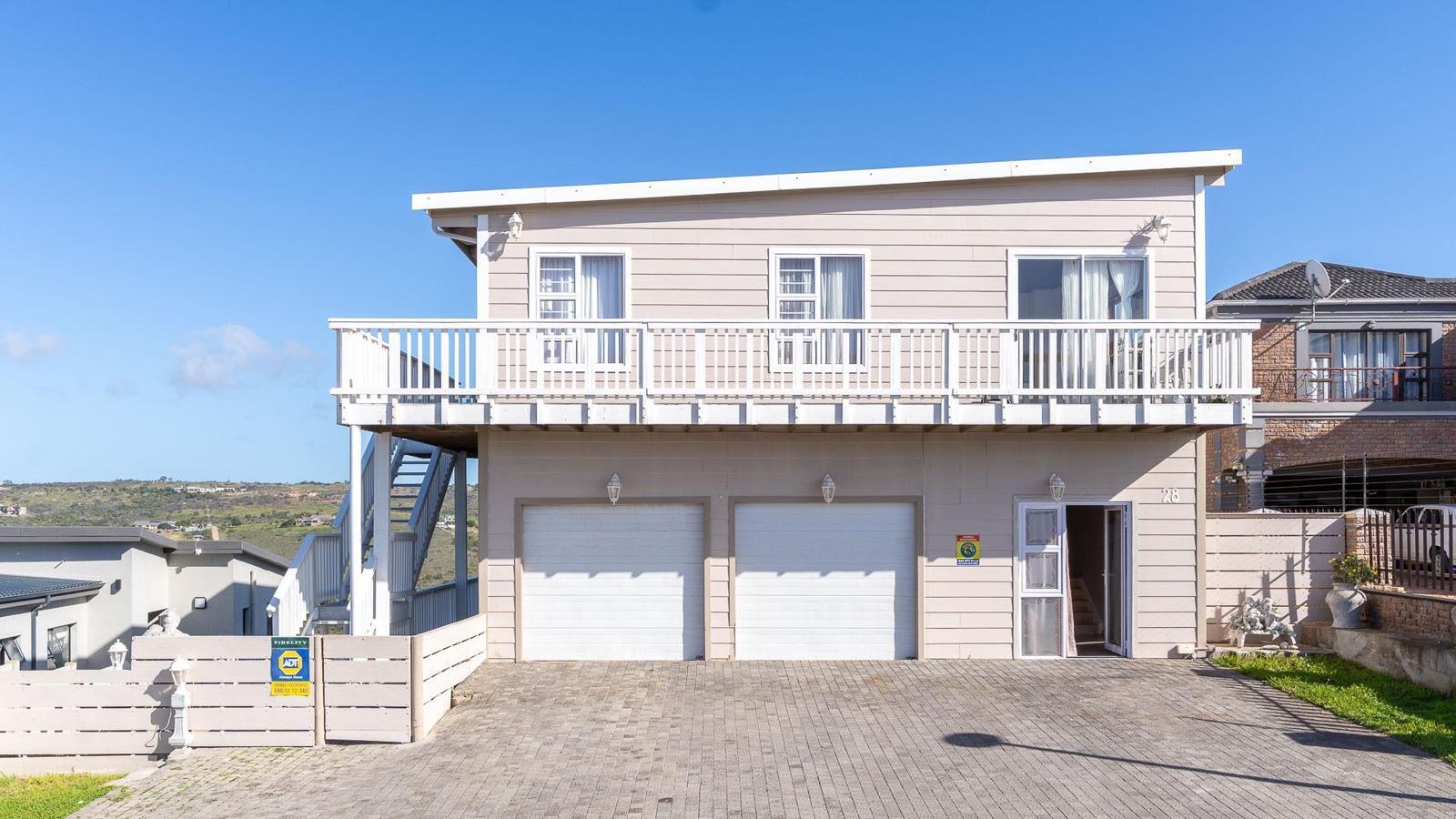 5 Bedroom House in Seemeeu Park