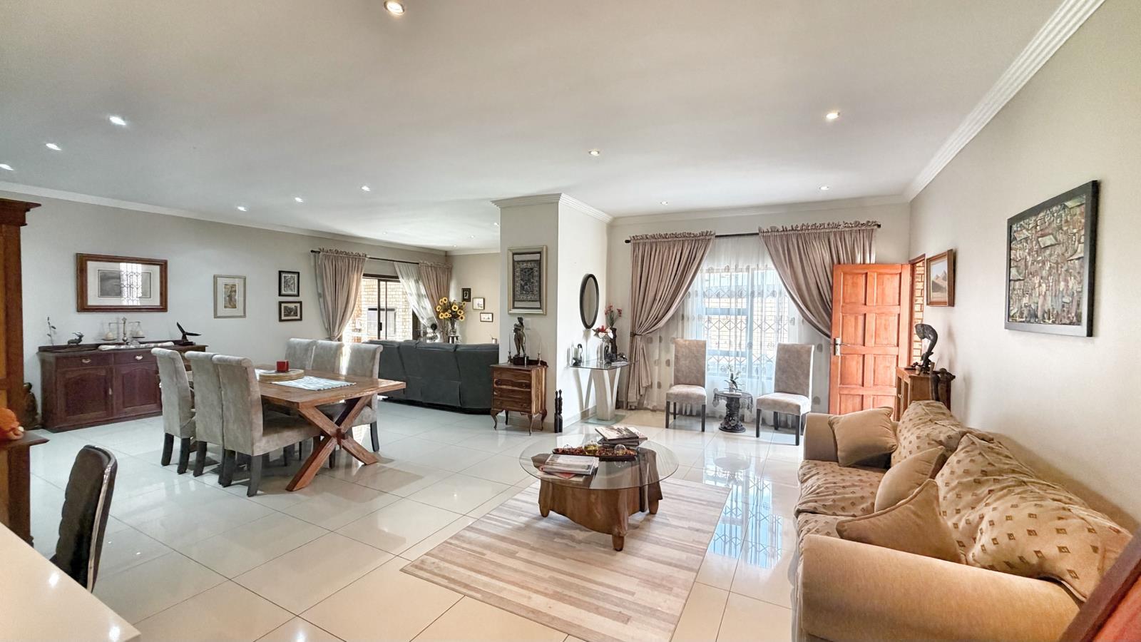 4 Bedroom Cluster in New Redruth