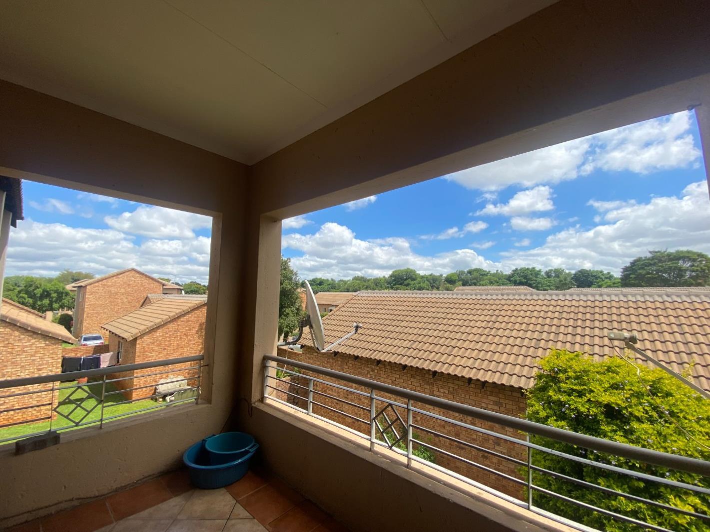 2 Bedroom Apartment in Equestria