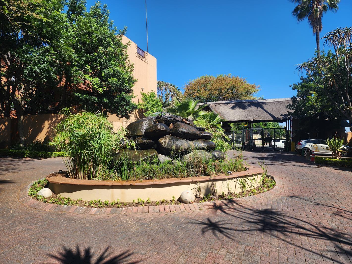 1 Bedroom House in Douglasdale