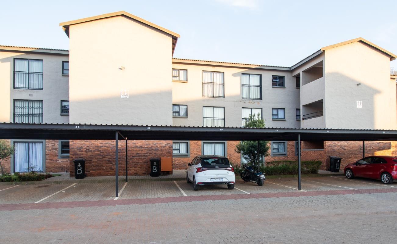 3 Bedroom Apartment in Kenleaf