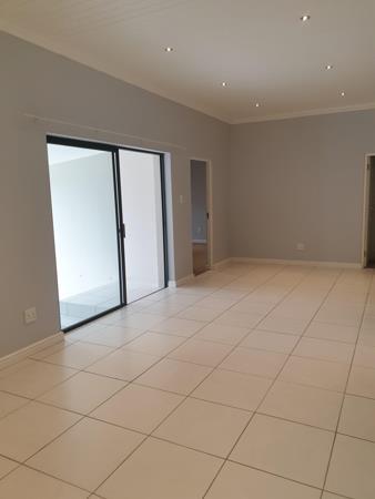 3 Bedroom House in Diemersfontein Wine and Country Estate