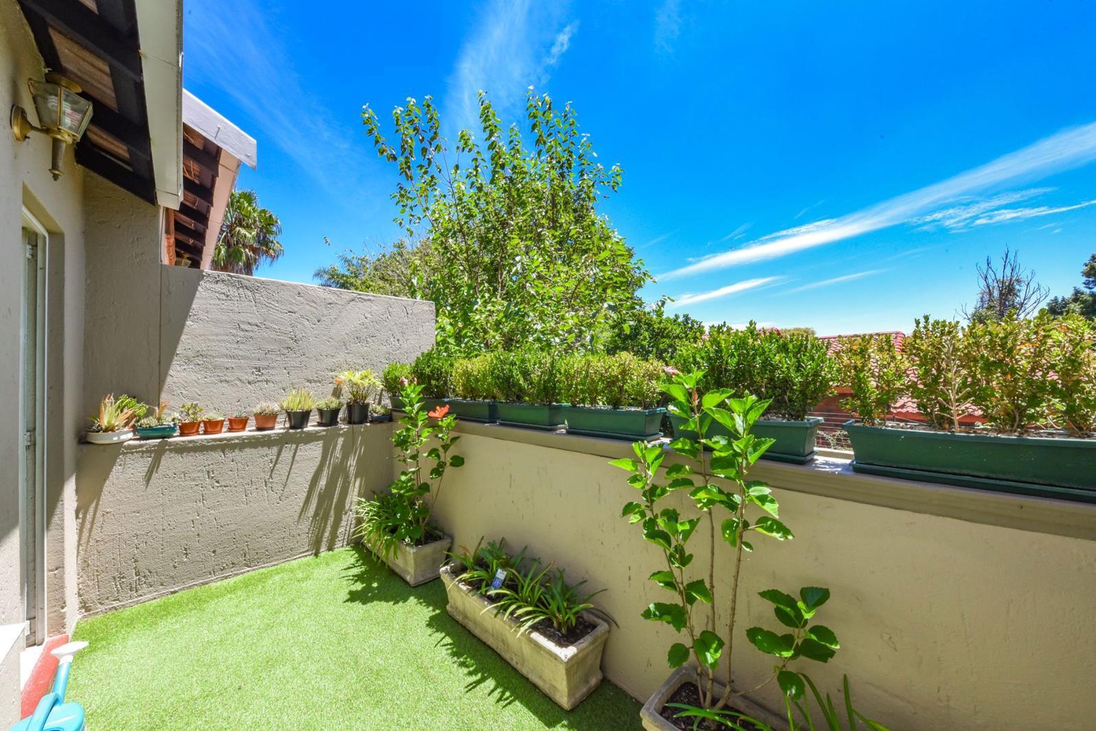 2 Bedroom Apartment in Paulshof