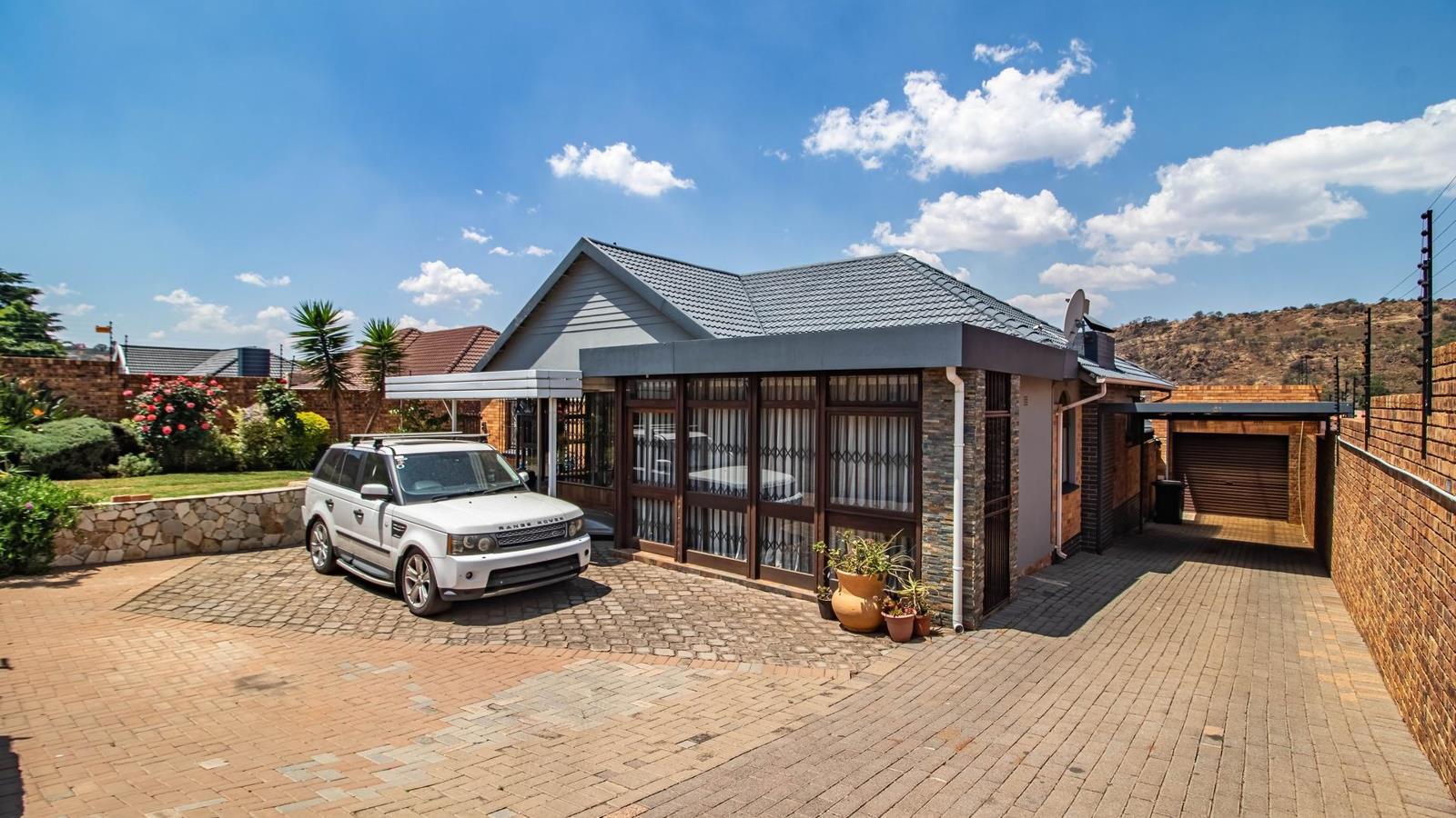 3 Bedroom House in Linmeyer