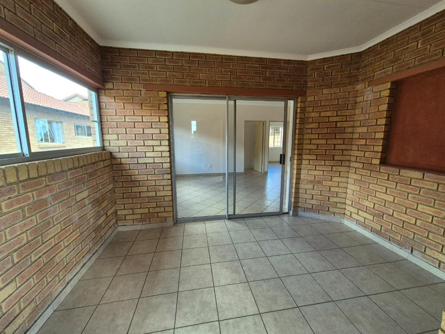 2 Bedroom Apartment in Olympus AH