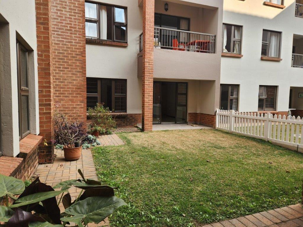 1 Bedroom Apartment in Douglasdale