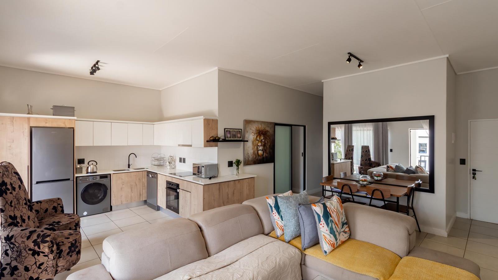 3 Bedroom Apartment in Linbro Park