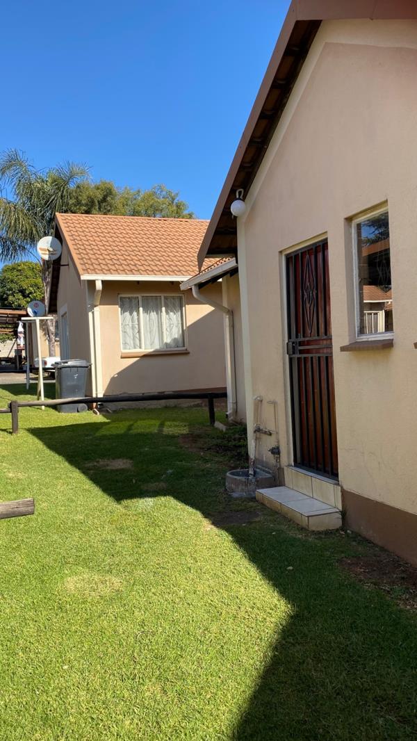 2 Bedroom Cluster in Kew