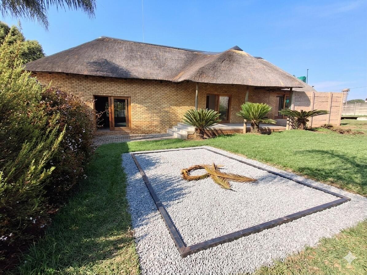 2 Bedroom House in Benoni AH