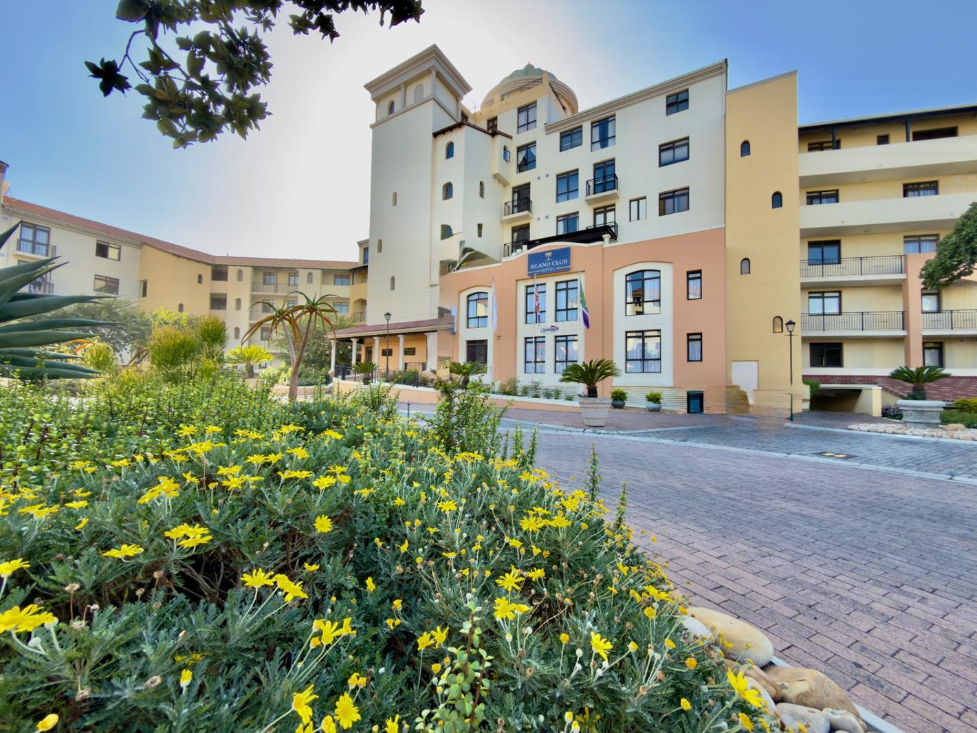 3 Bedroom Apartment in Century City