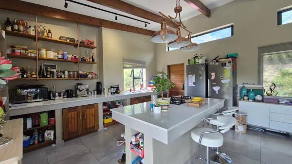 4 Bedroom House in Knysna Heights