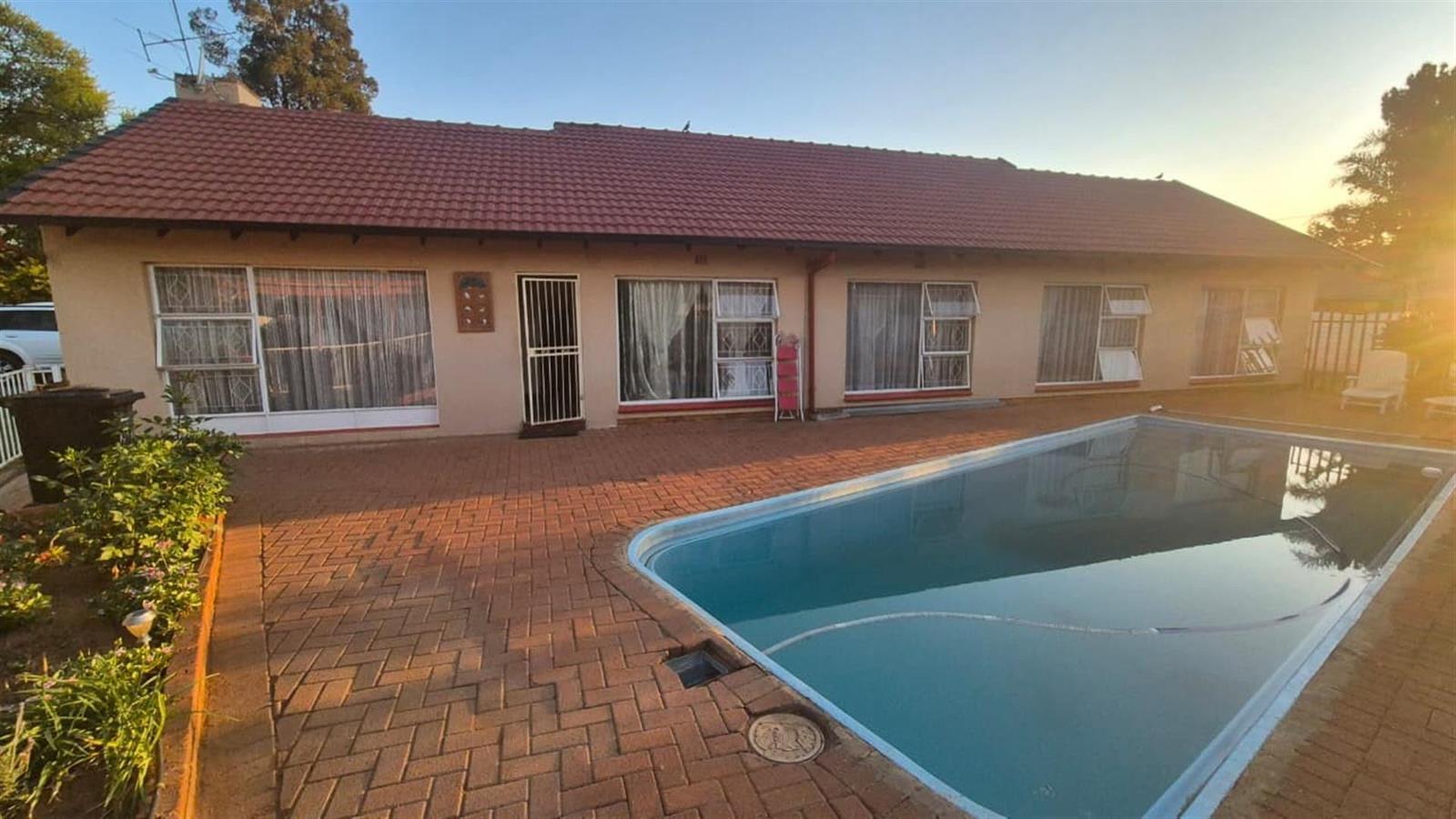 3 Bedroom House in Dal Fouche