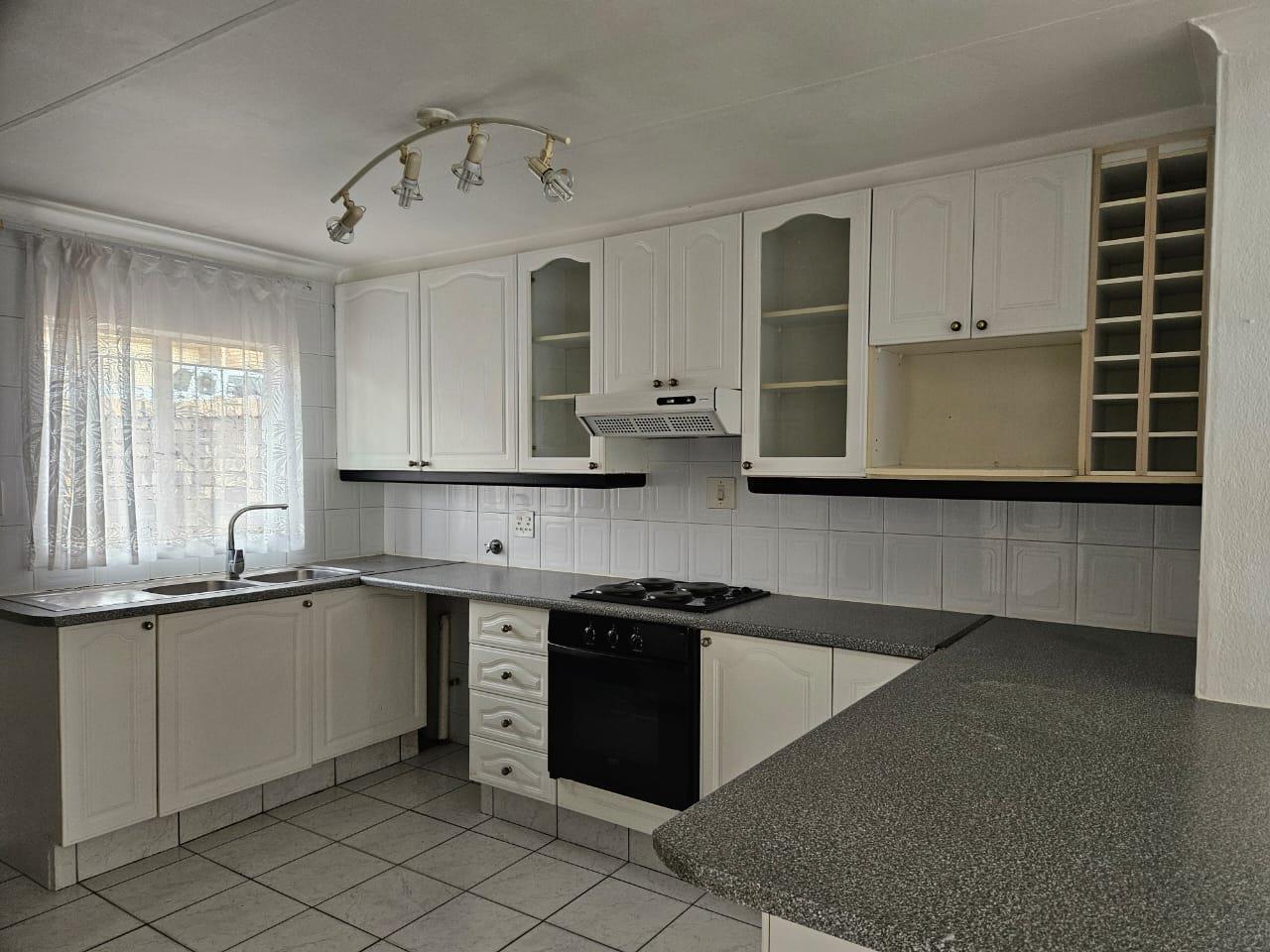 3 Bedroom Townhouse in Wilro Park