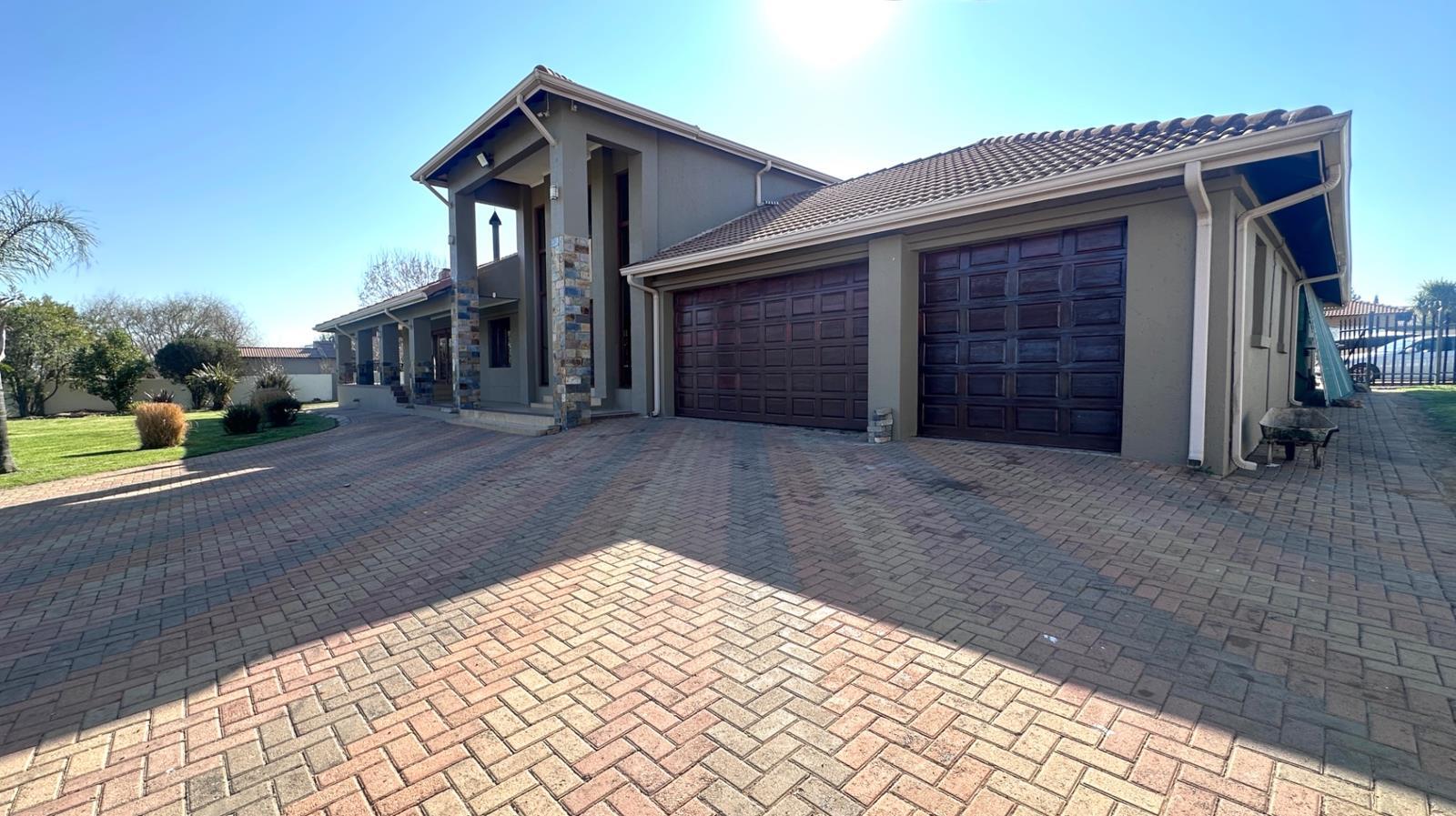 4 Bedroom House in Vlakfontein