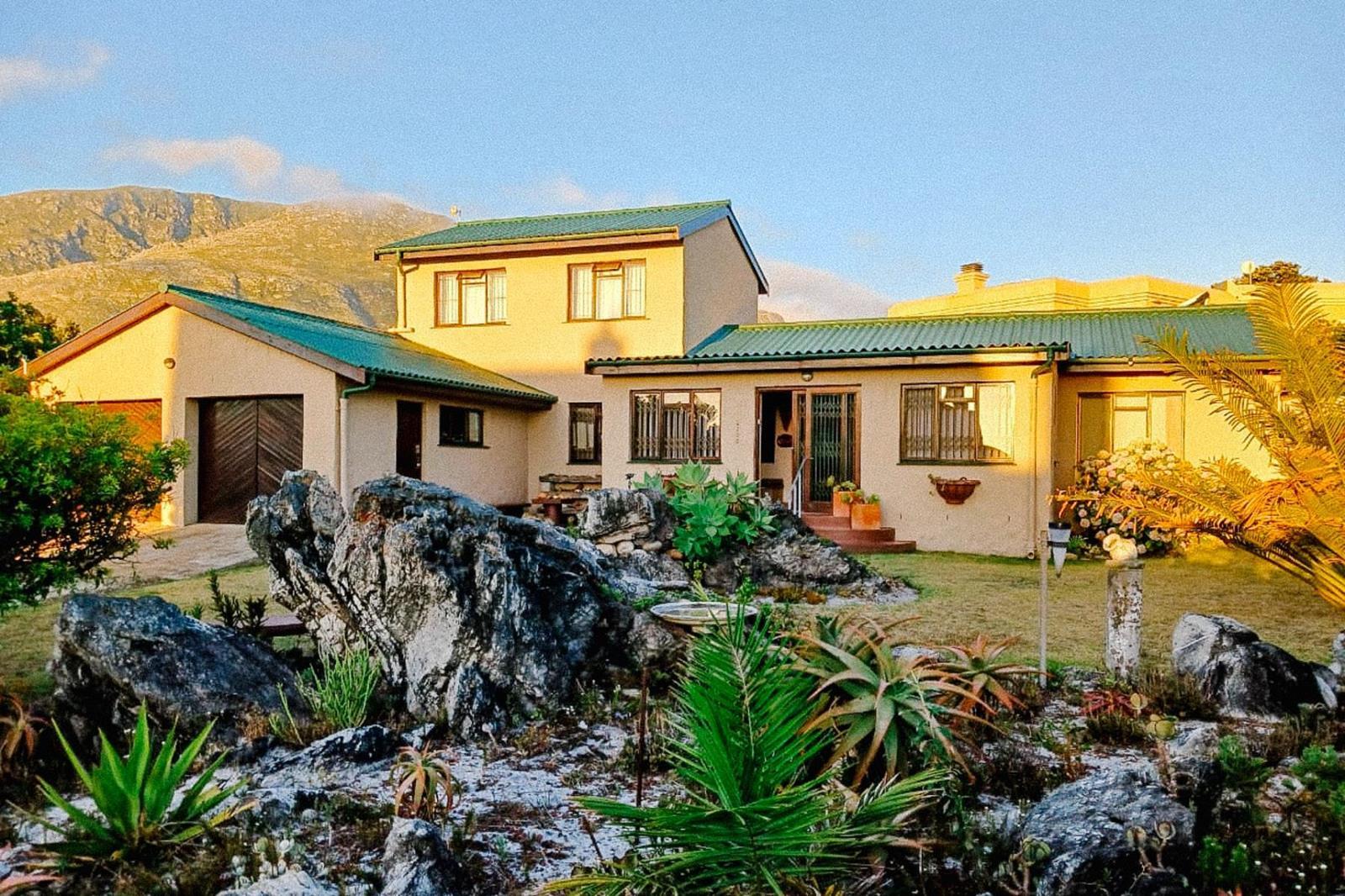 3 Bedroom House in Bettys Bay