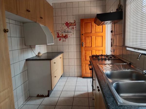 3 Bedroom Apartment in Lambton Gardens