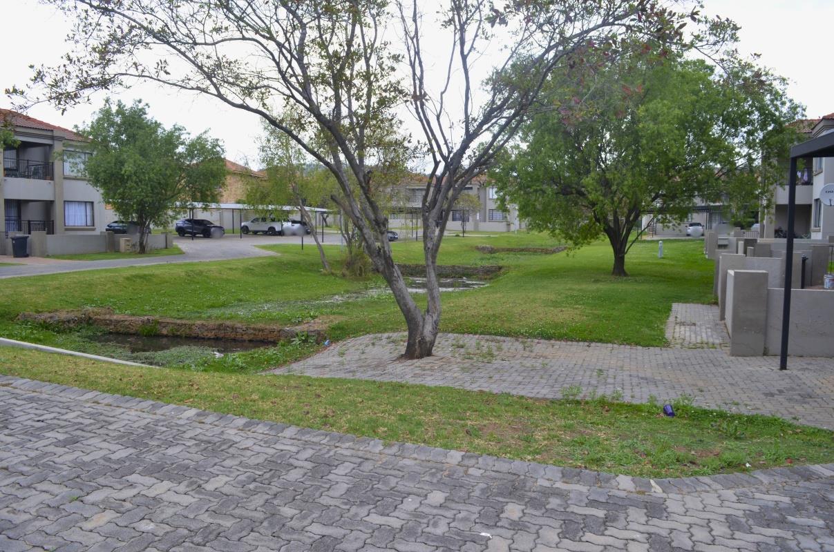 3 Bedroom Apartment in Willowbrook