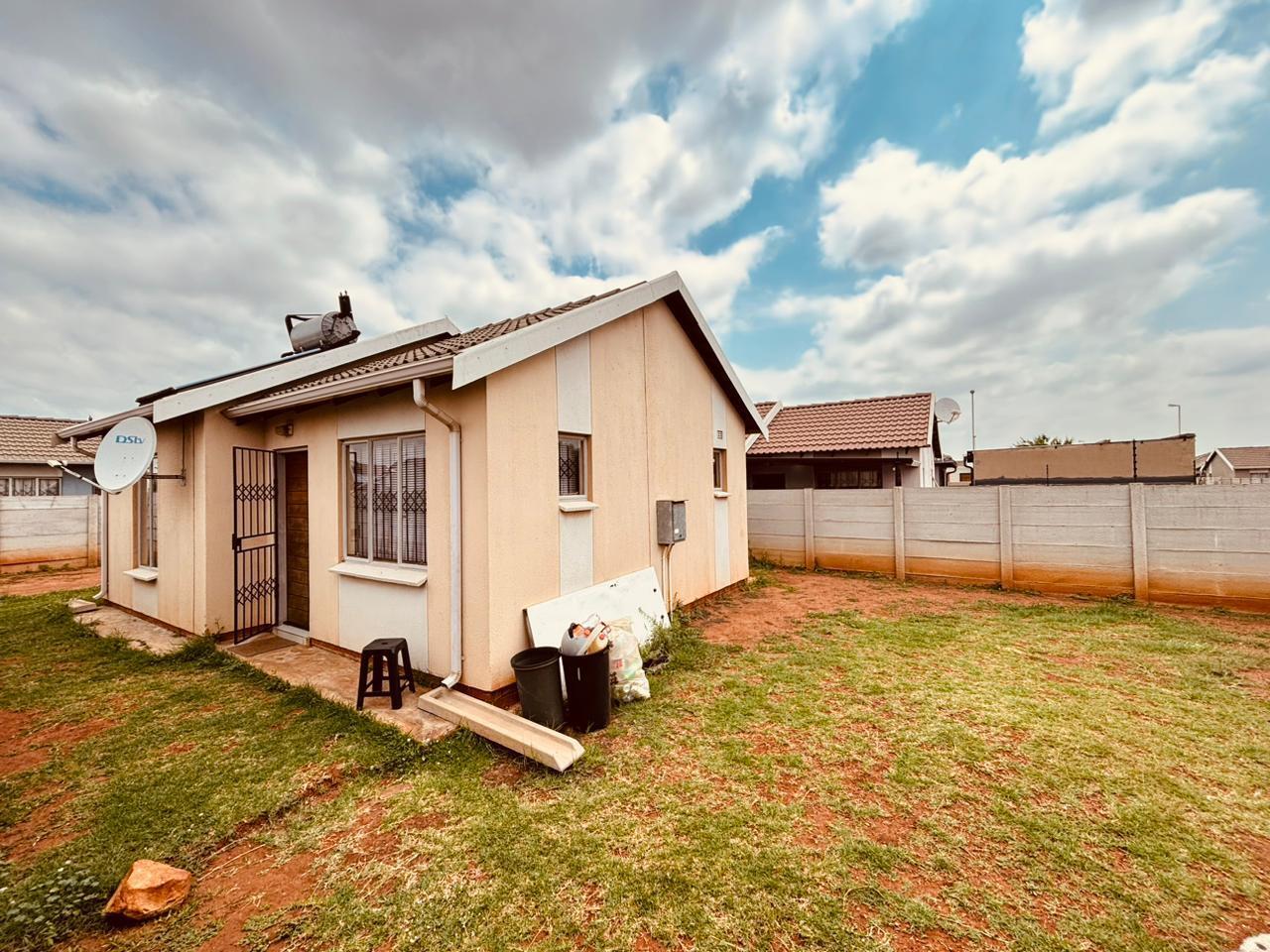 2 Bedroom House in Sky City