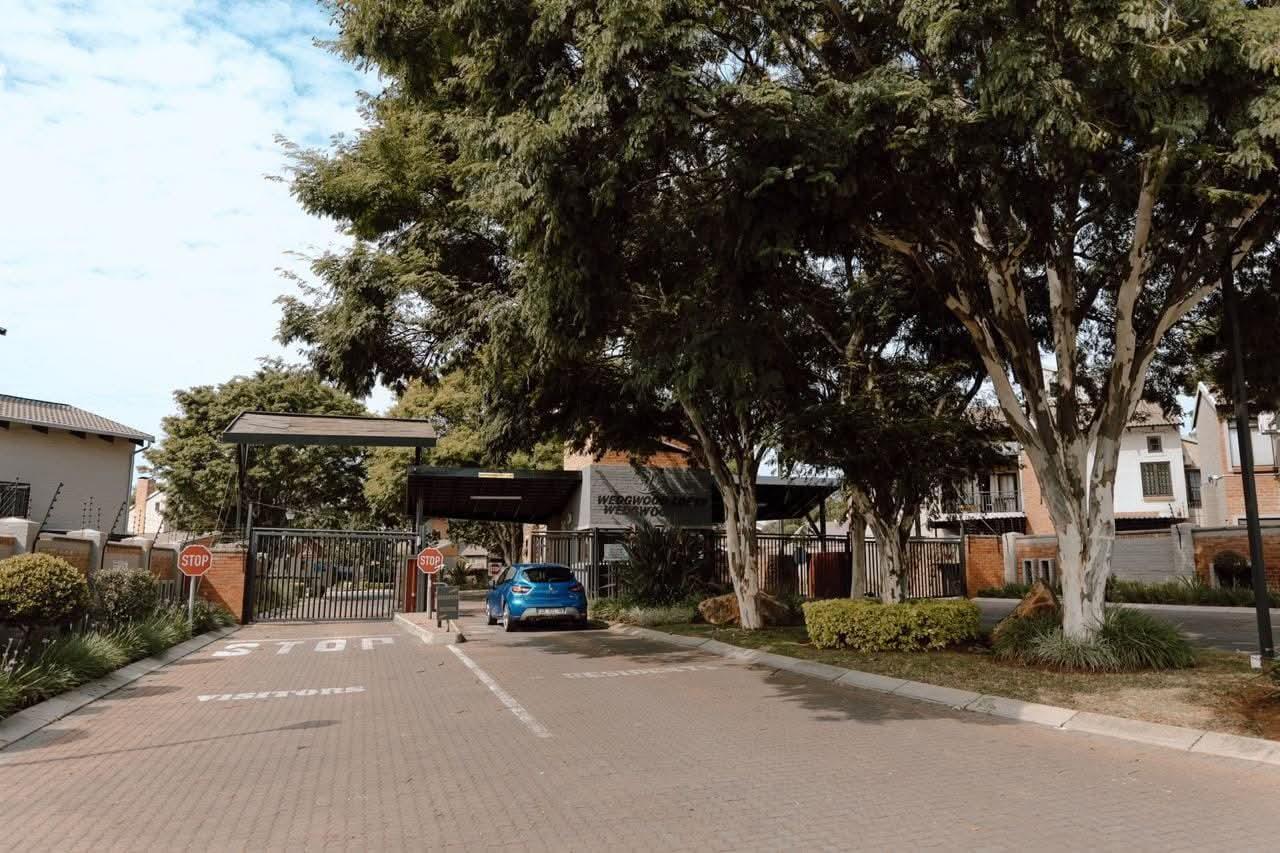 3 Bedroom Apartment in Waterval East