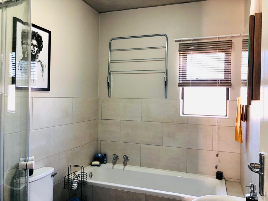 2 Bedroom Apartment in Moreleta Park