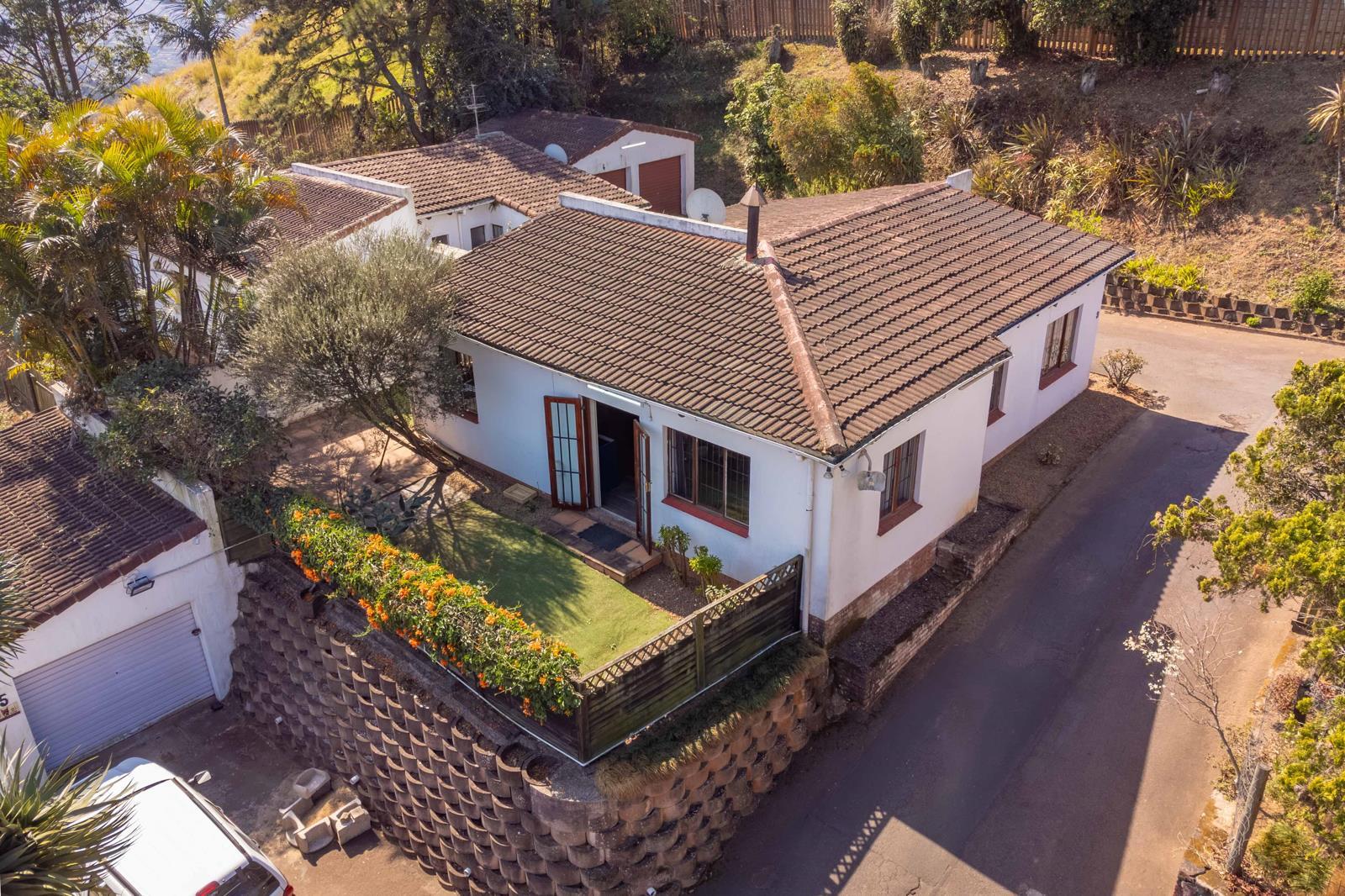 3 Bedroom Townhouse in Bothas Hill