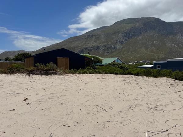 600 m² Land available in Bettys Bay