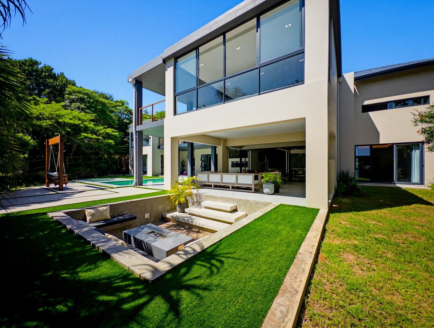 5 Bedroom House in Simbithi Estate