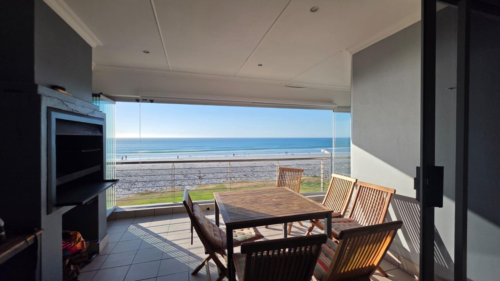 2 Bedroom Apartment in Melkbosstrand