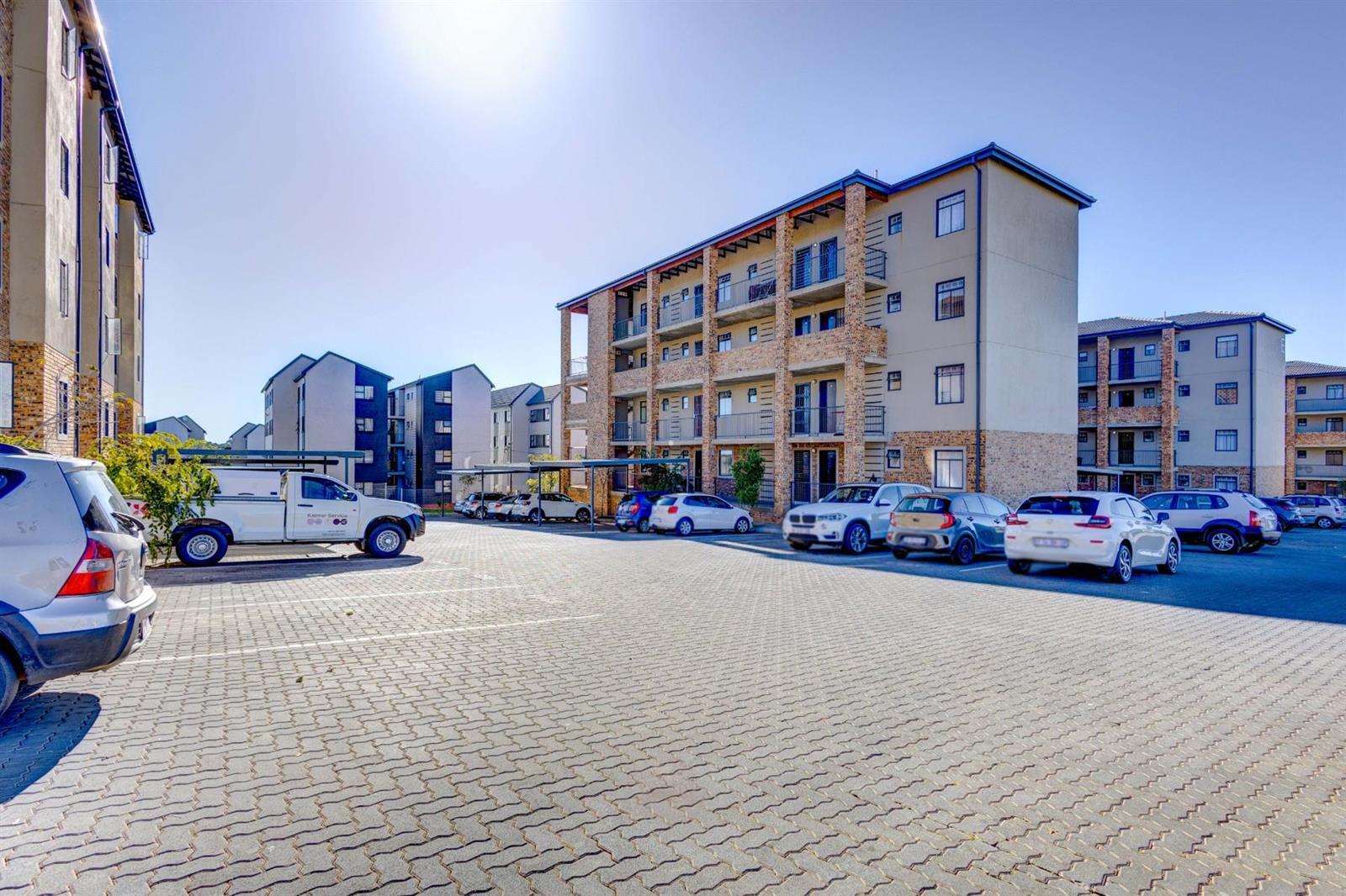 2 Bedroom Apartment in South Hills