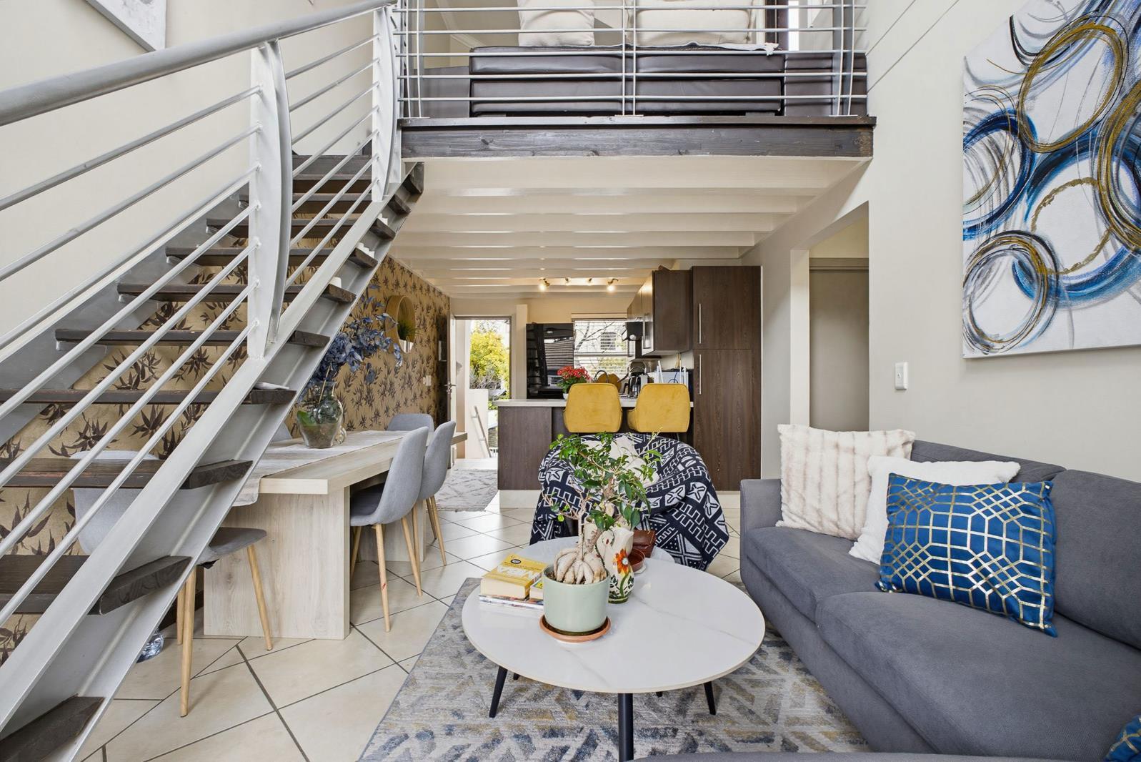 2 Bedroom House in Bryanston