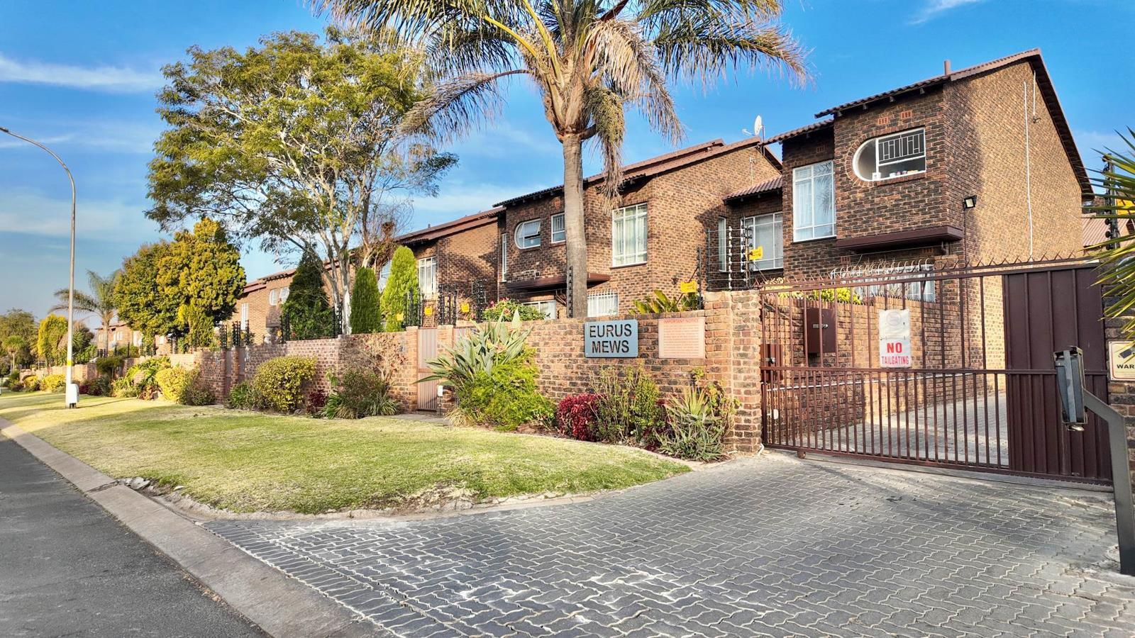 3 Bedroom Townhouse in Greenstone Hill