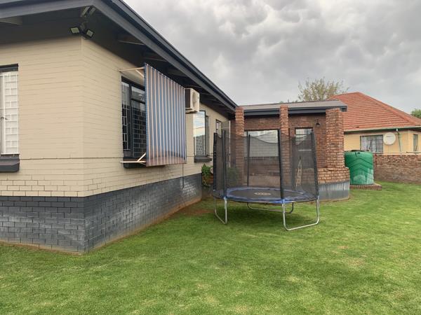3 Bedroom House in Postmasburg