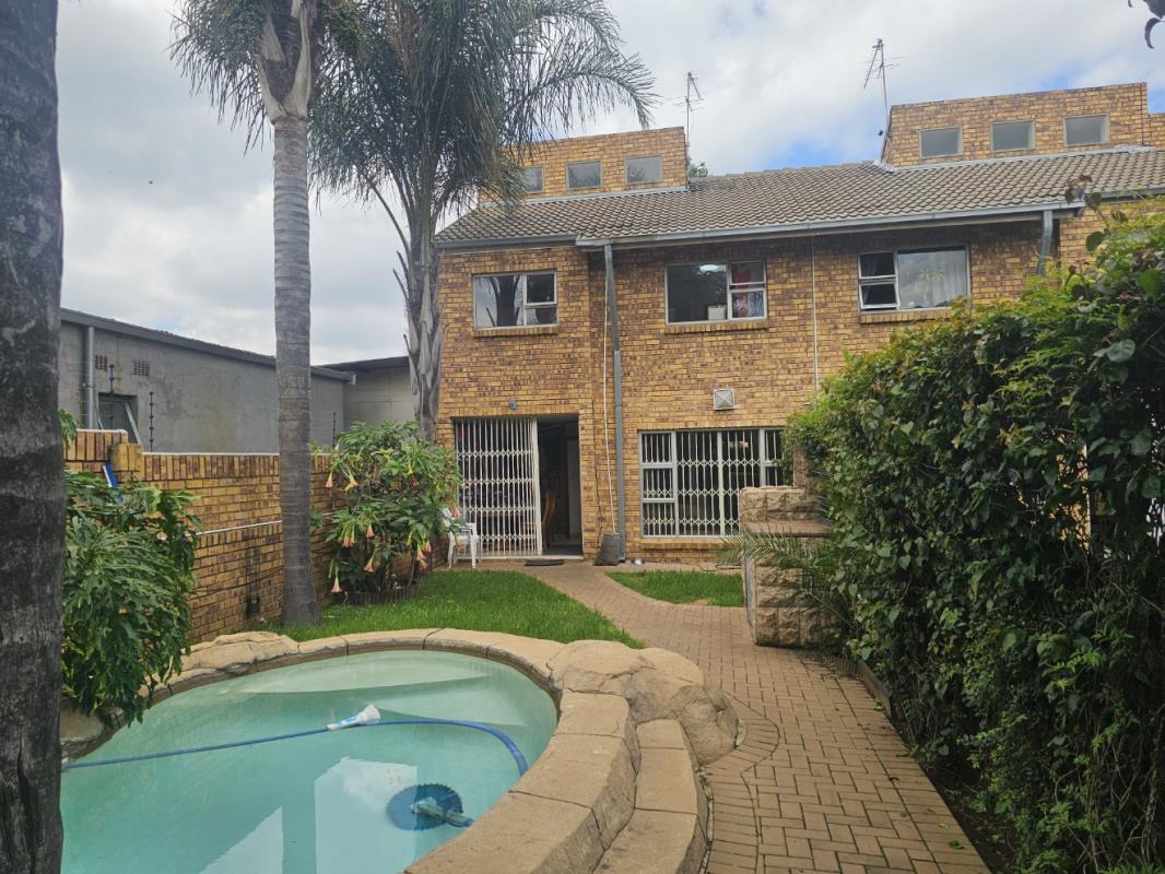 3 Bedroom Cluster in Edendale