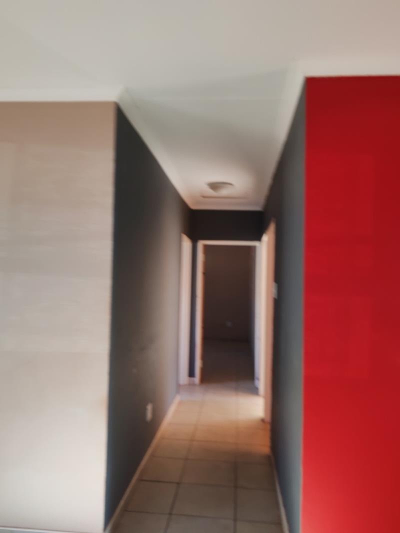 3 Bedroom House in Postmasburg