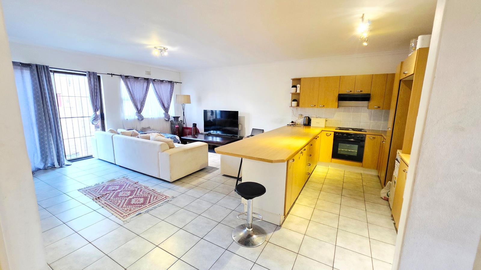 2 Bedroom Townhouse in Silver Oaks