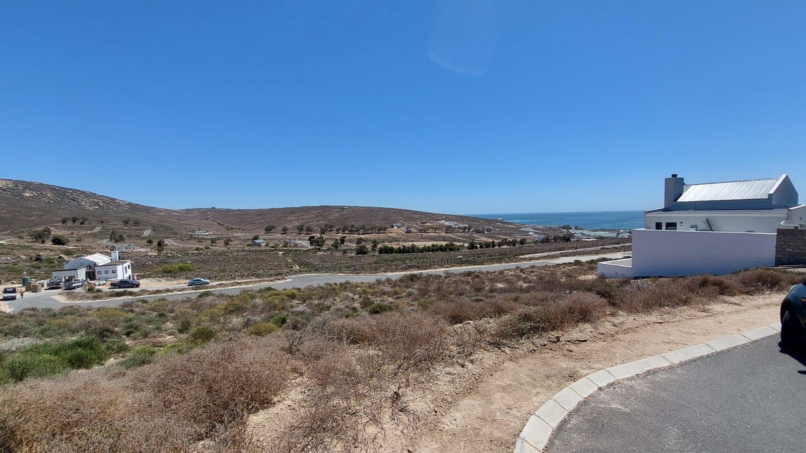 365 m² Land available in St Helena Views