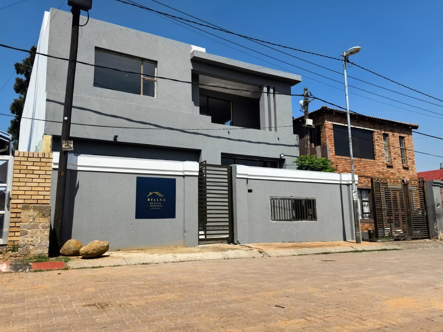 Bachelor apartment in Klipspruit