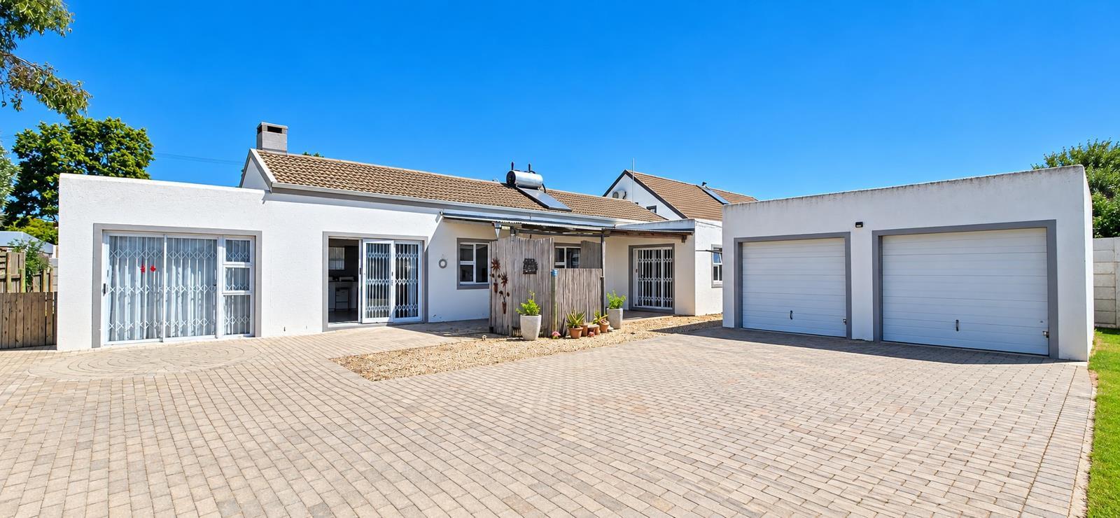 3 Bedroom House in Velddrif