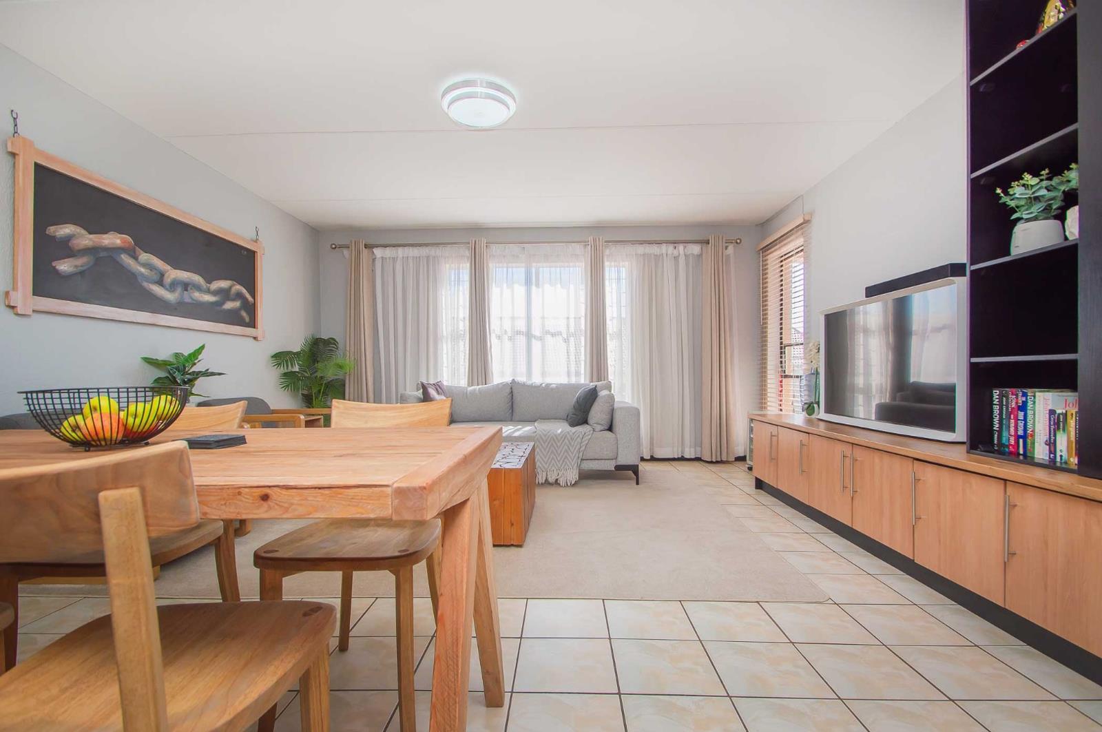 2 Bedroom Apartment in Breaunanda